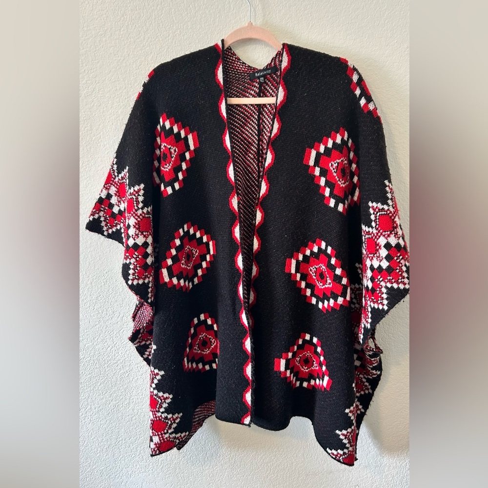 Relativity Boho Hippie Southwestern Geometric Poncho‎ Open Front Black Red OS